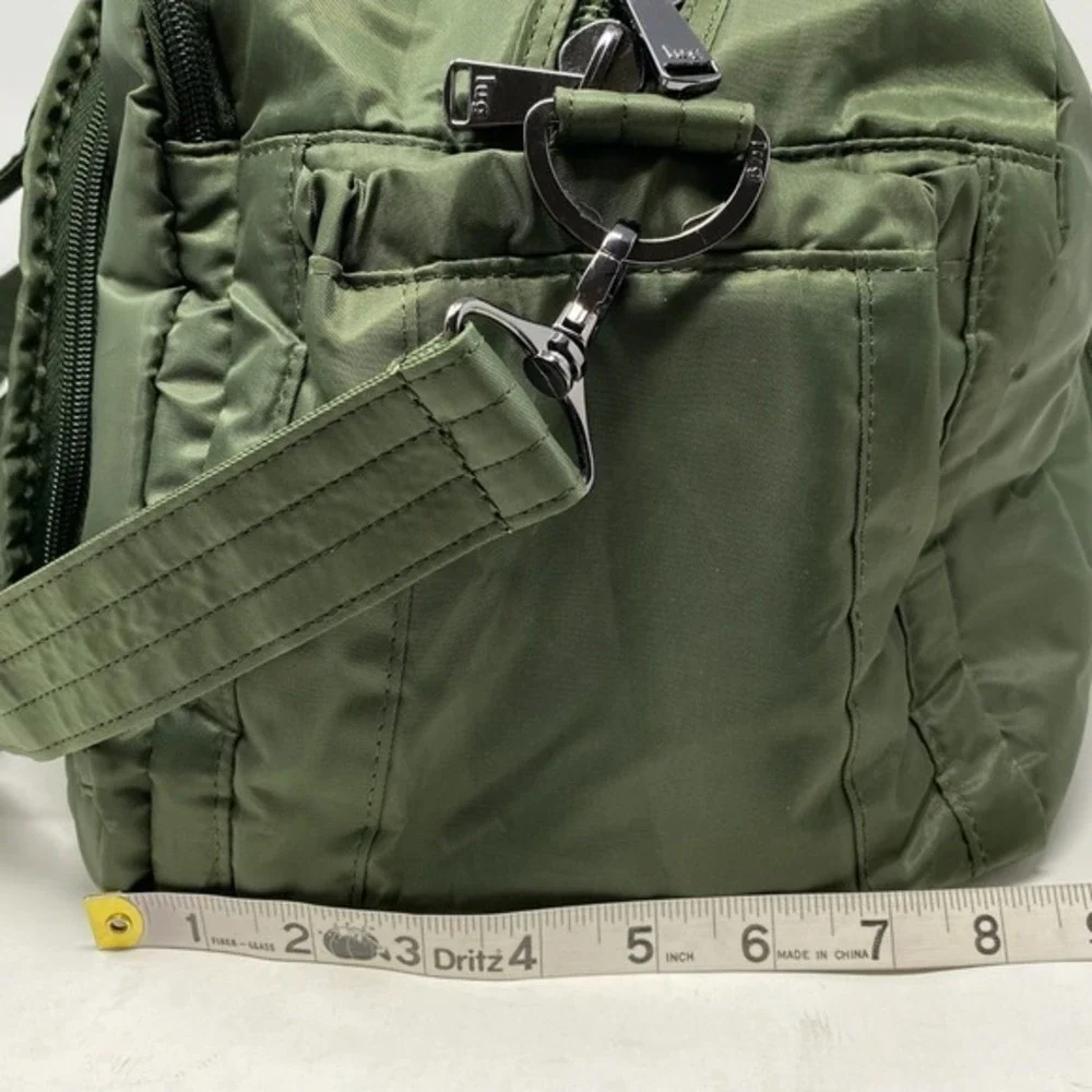 lug item duffel